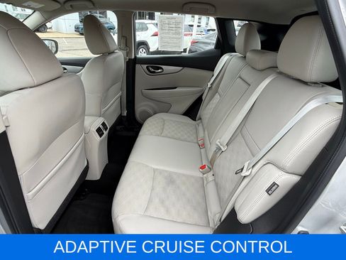 Used 2020 Nissan Rogue Sport SV w/ Technology Package AWD/4WD image 18