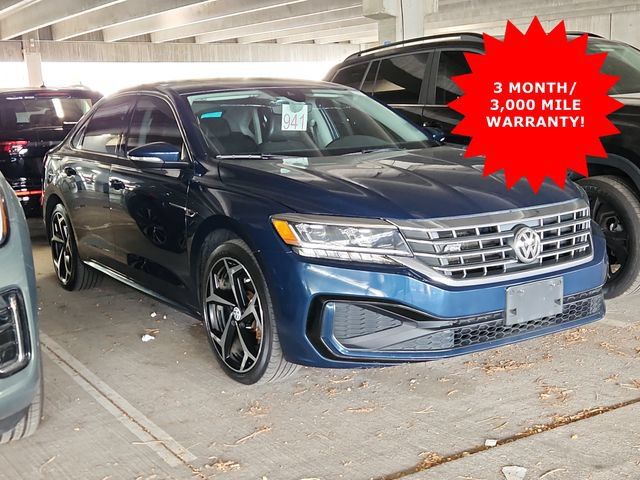 Used 2020 Volkswagen Passat 2.0T R-Line FWD image 1