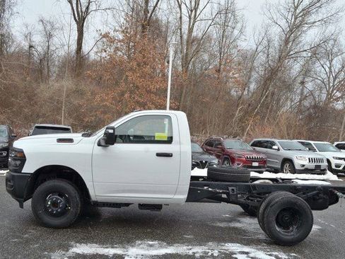 New 2026 RAM 3500 Tradesman image 5