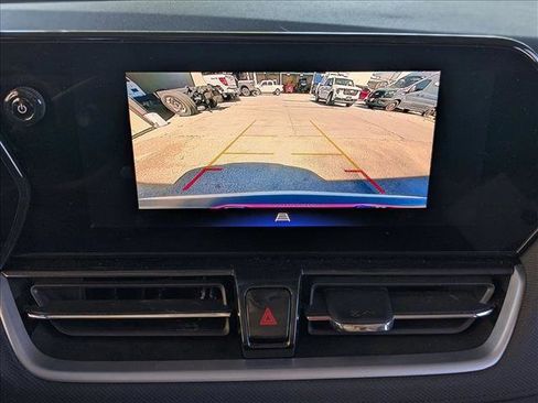 Used 2025 Chevrolet TrailBlazer LT AWD/4WD image 13