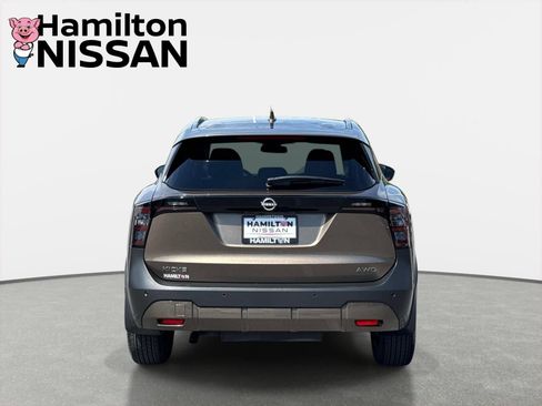 Certified 2025 Nissan Kicks SV w/ SV Premium Package AWD/4WD image 3