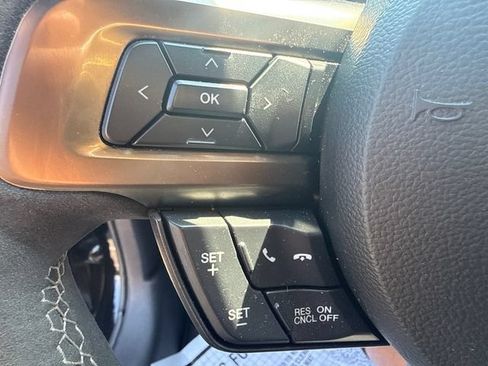 Used 2019 Ford Mustang Shelby GT350 w/ Technology Package RWD image 22