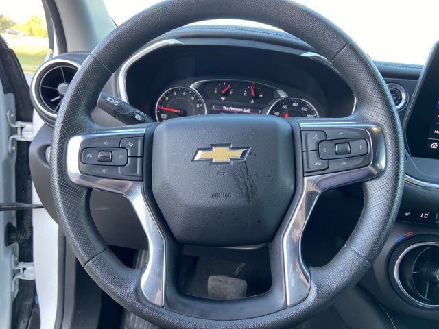 Used 2025 Chevrolet Blazer LT FWD image 35