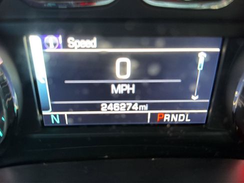 Used 2017 Chevrolet Silverado 1500 LT w/ All Star Edition RWD image 9