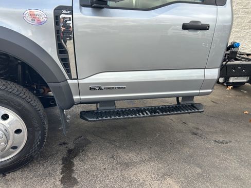 New 2026 Ford F550 4x4 Regular Cab Super Duty w/ XLT Value Package image 17