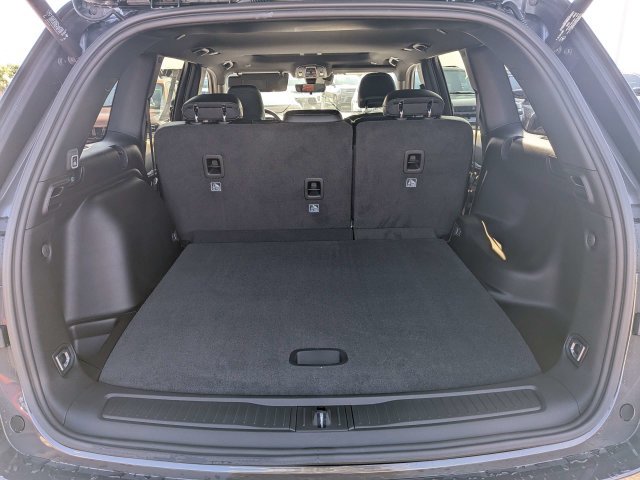 New 2026 Jeep Grand Cherokee Altitude RWD image 13