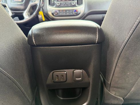 Used 2016 GMC Canyon SLE w/ SLE Convenience Package RWD image 16