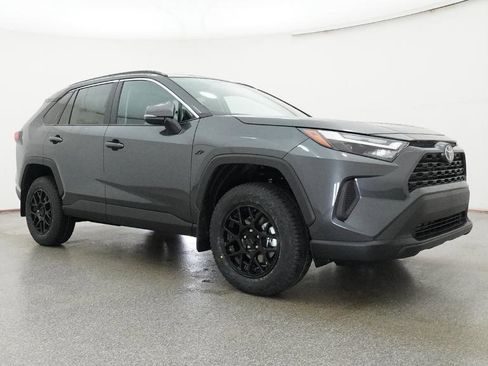 New 2025 Toyota RAV4 XLE image 30