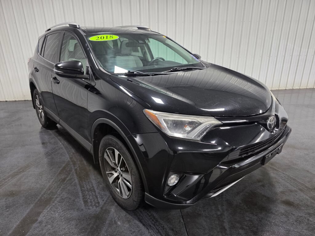 Used 2018 Toyota RAV4 XLE w/ Plus Extra Value Package AWD/4WD image 2