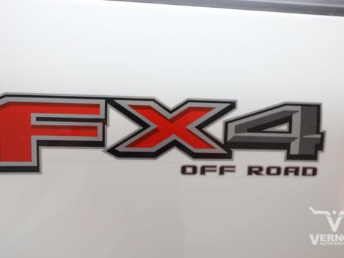 Used 2022 Ford F150 Lariat AWD/4WD image 10