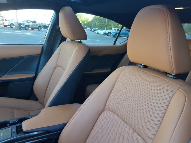 Used 2025 Lexus IS 350 F Sport w/ Accessory Package 2 RWD image 16