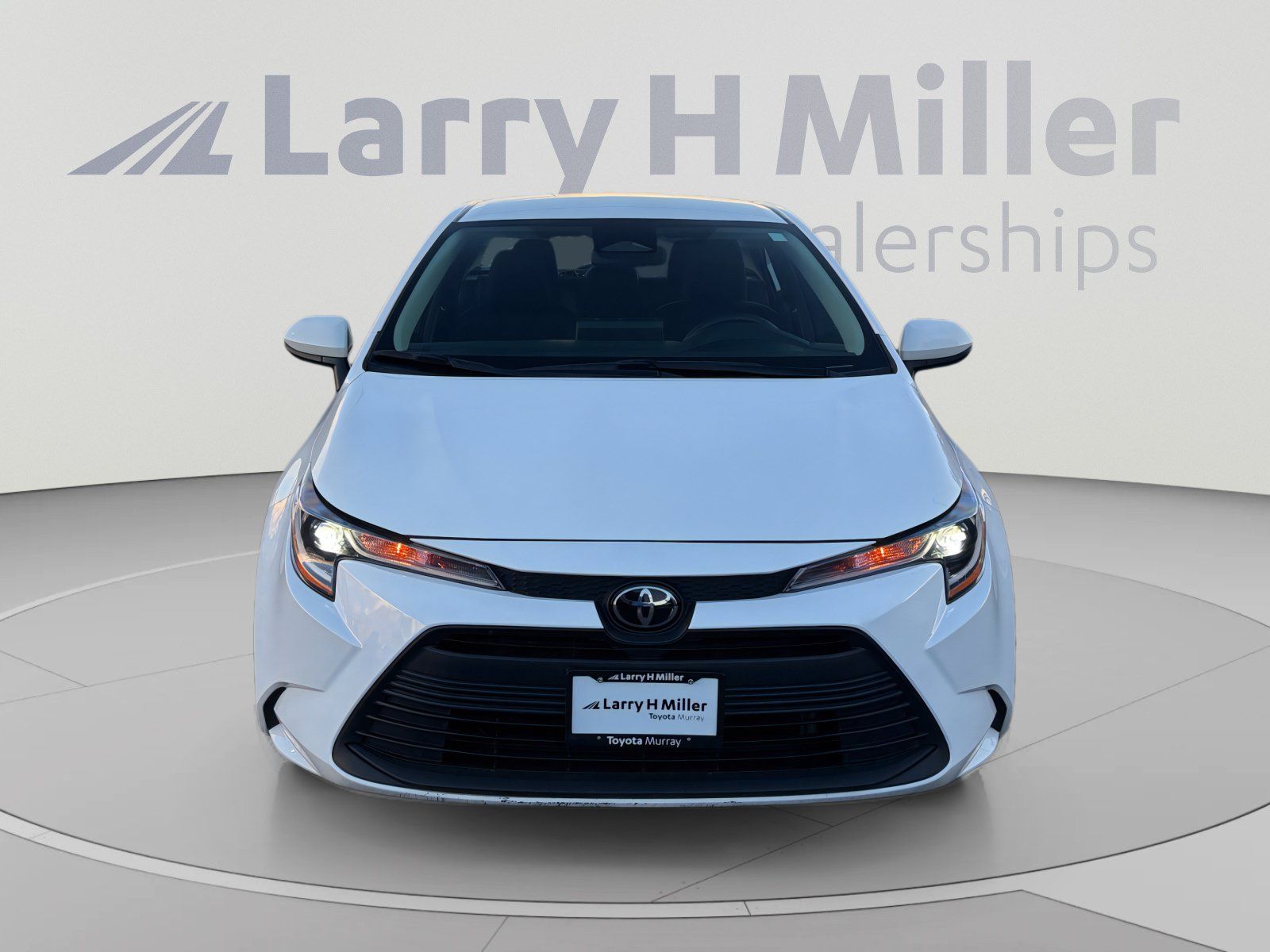 Used 2024 Toyota Corolla LE FWD image 8
