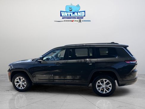 Certified 2023 Jeep Grand Cherokee L Limited RWD image 5