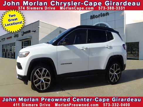 Used 2024 Jeep Compass Limited w/ Elite Group image 1