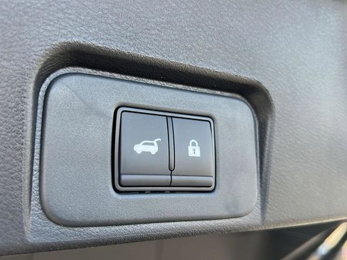 New 2026 Nissan Rogue SV image 12