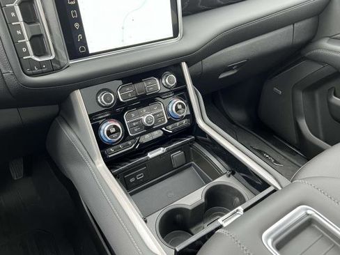 Used 2024 GMC Yukon XL Denali w/ LPO, Floor Liner Package image 30