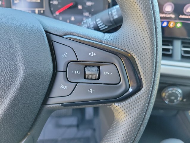 New 2026 Chevrolet Trax LS w/ LS Convenience Package FWD image 26