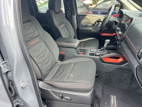 Used 2026 Nissan Frontier PRO-4X w/ Pro-4x Convenience Package AWD/4WD image 15