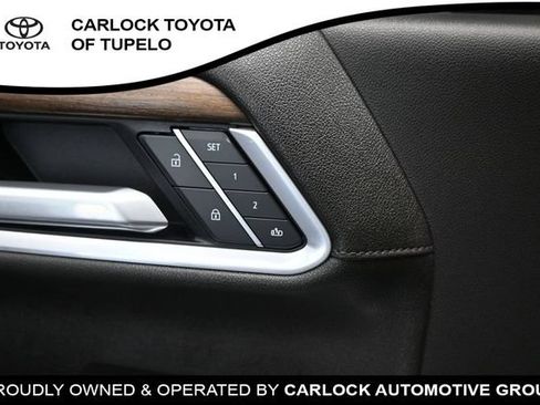 Used 2025 Chevrolet Silverado 2500 High Country w/ High Country Premium Package AWD/4WD image 27