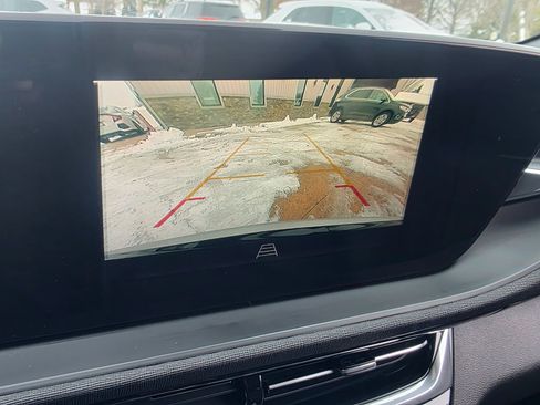 Used 2024 Buick Envista Sport Touring w/ Convenience I Package image 6