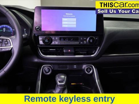 Used 2024 Toyota Grand Highlander XLE image 15