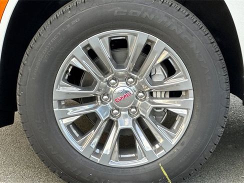 New 2026 GMC Yukon XL Denali w/ Sun & Power Step Package image 26