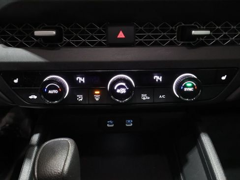 Used 2023 Honda Accord EX image 31