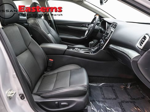 Used 2019 Nissan Maxima 3.5 SL w/ Floor Mat Group FWD image 26