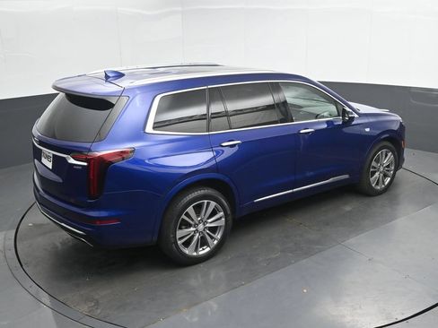 Used 2023 Cadillac XT6 Premium Luxury AWD/4WD image 33