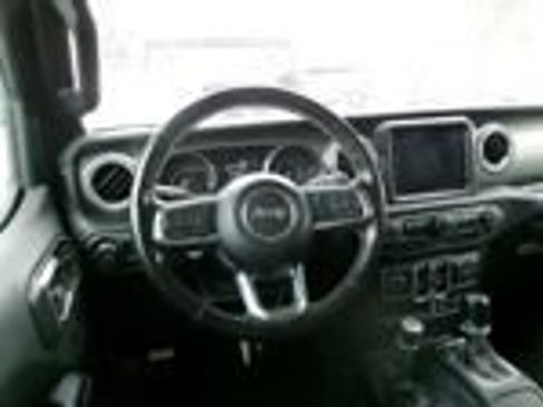 Used 2023 Jeep Wrangler Unlimited Sahara w/ Cold Weather Group AWD/4WD image 24