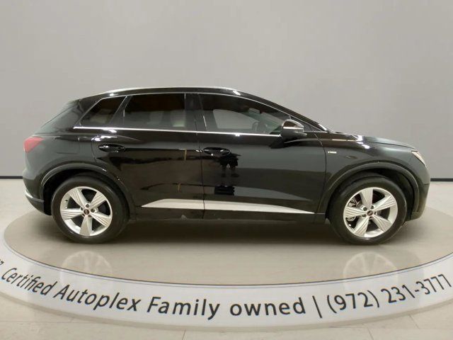 Used 2024 Audi Q4 e-tron Premium Plus w/ Premium Plus AWD/4WD image 6