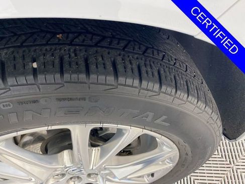 Certified 2024 Buick Enclave Essence w/ Experience Buick Package AWD/4WD image 23