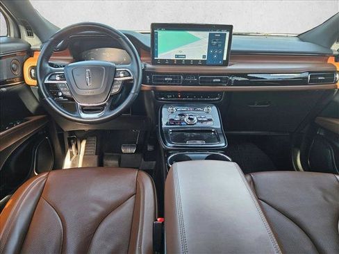 Used 2022 Lincoln Nautilus Reserve w/ Equipment Group 201A image 19