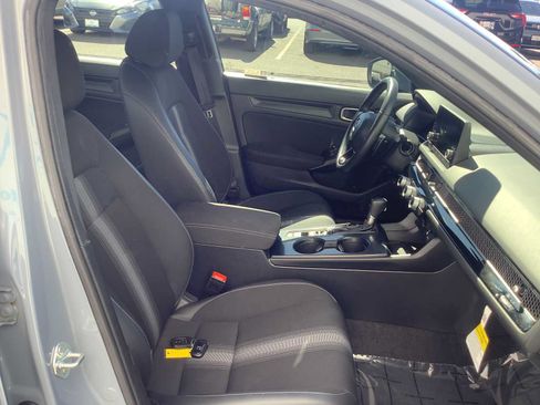 Used 2024 Honda Civic Sport image 15