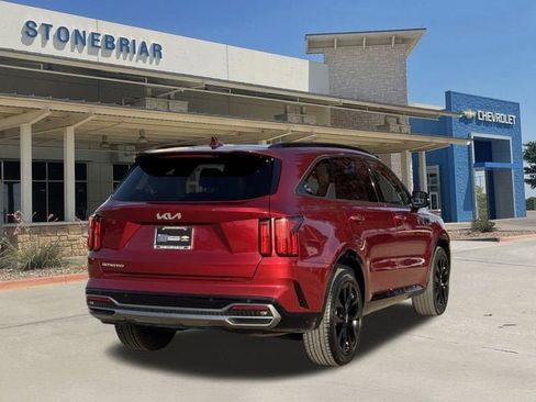 Used 2023 Kia Sorento SX image 5