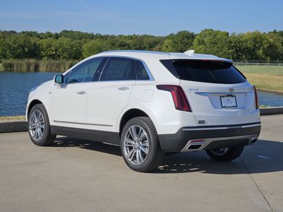 New 2026 Cadillac XT5 Premium Luxury