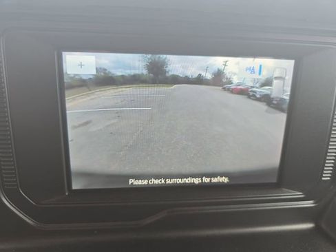 Used 2023 Ford Bronco Badlands image 23