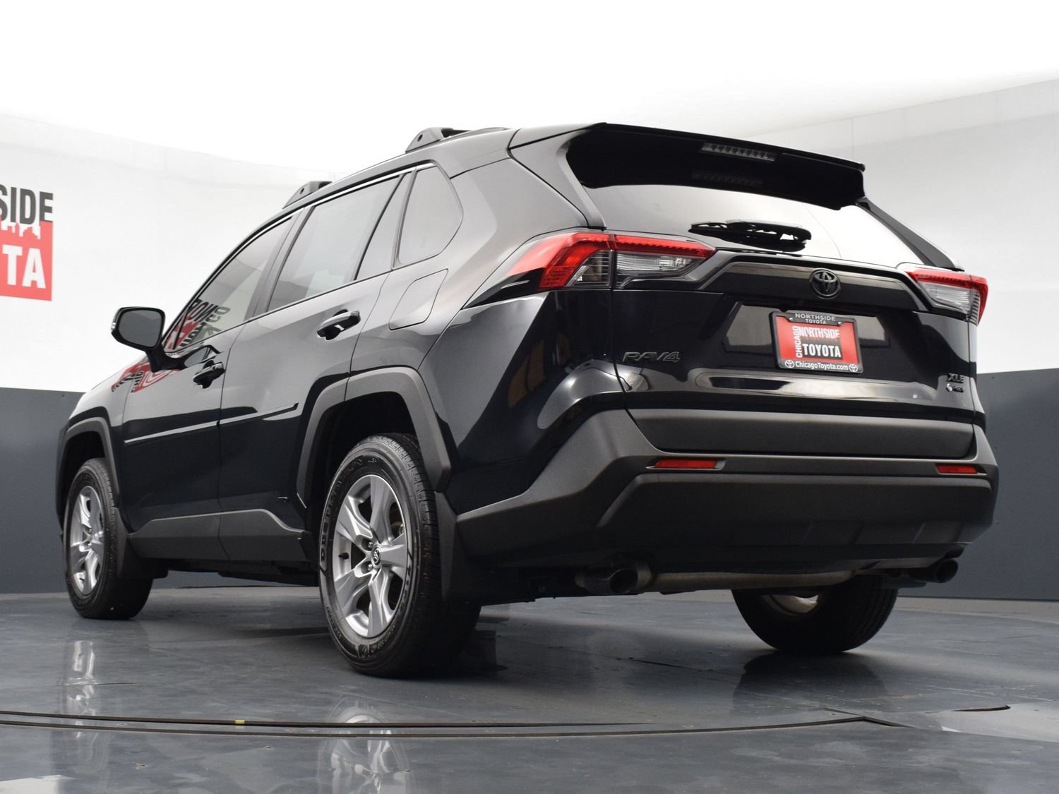 Used 2025 Toyota RAV4 XLE w/ Convenience Package AWD/4WD image 29