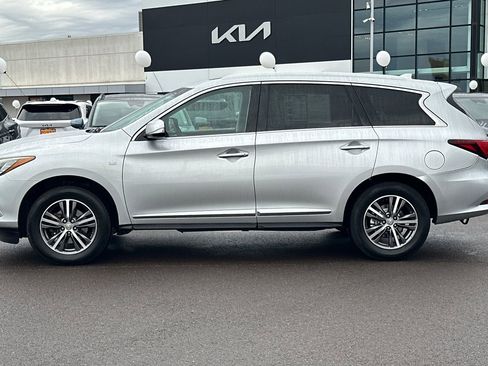 Used 2016 INFINITI QX60 AWD w/ Premium Package image 7