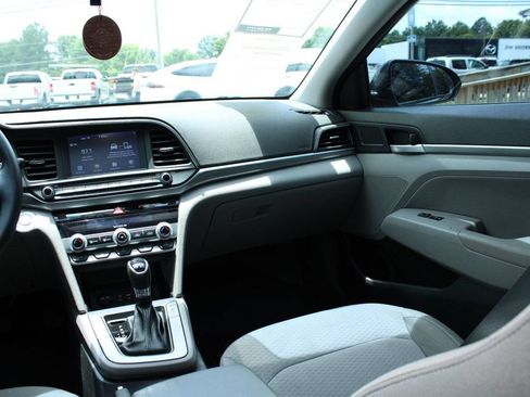 Used 2020 Hyundai Elantra Value Edition FWD image 16