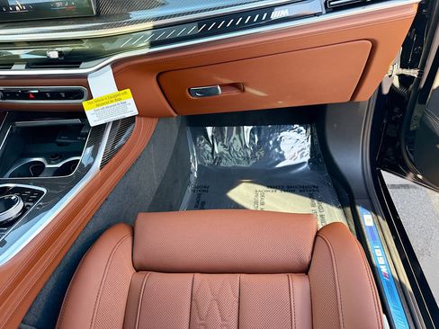 New 2026 BMW X7 M60i image 19