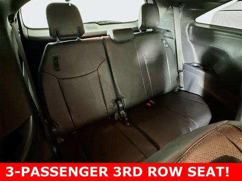 Certified 2025 Toyota Sienna Platinum image 13