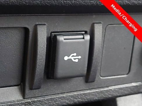 Used 2022 Toyota Tacoma SR image 19