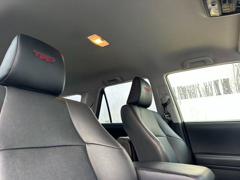 Used 2024 Toyota 4Runner TRD Off-Road Premium image 16