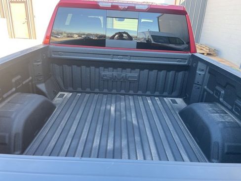 Used 2025 GMC Sierra 1500 AT4 w/ AT4 Premium Package image 6