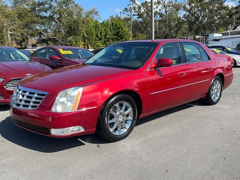 Used 2011 Cadillac DTS Luxury image 10