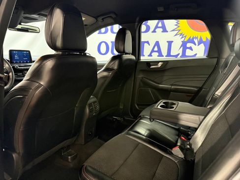 Used 2024 Ford Escape ST-Line FWD image 16