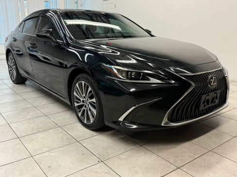 Used 2021 Lexus ES 250 w/ Premium Package image 1
