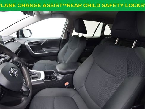 Used 2024 Toyota RAV4 LE image 10