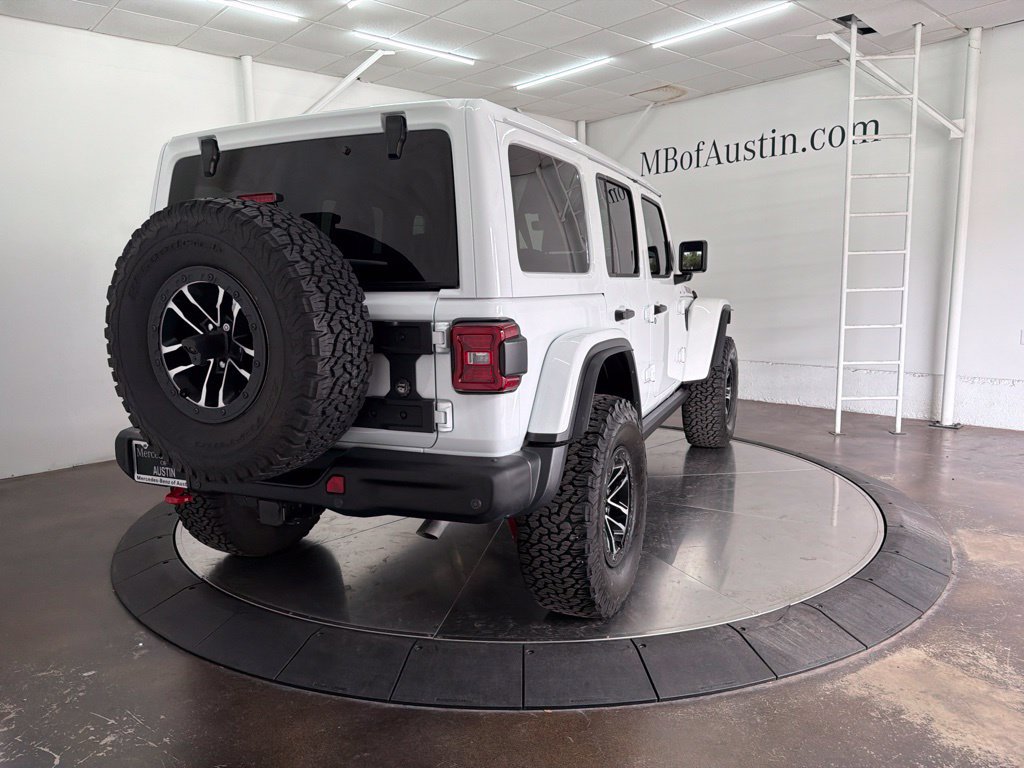 Used 2024 Jeep Wrangler Unlimited Rubicon AWD/4WD image 7